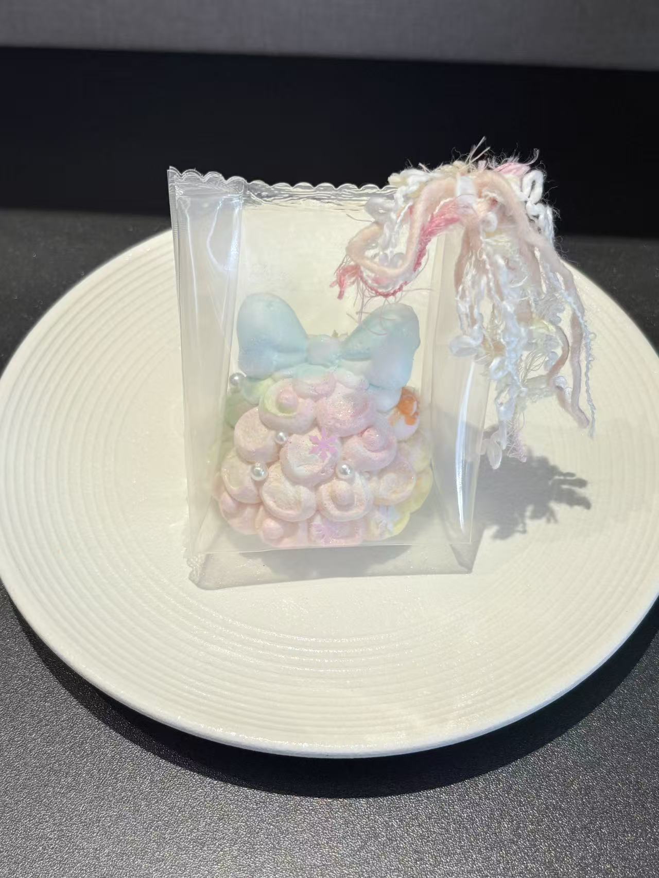 カラフルなクリスマスツリー
