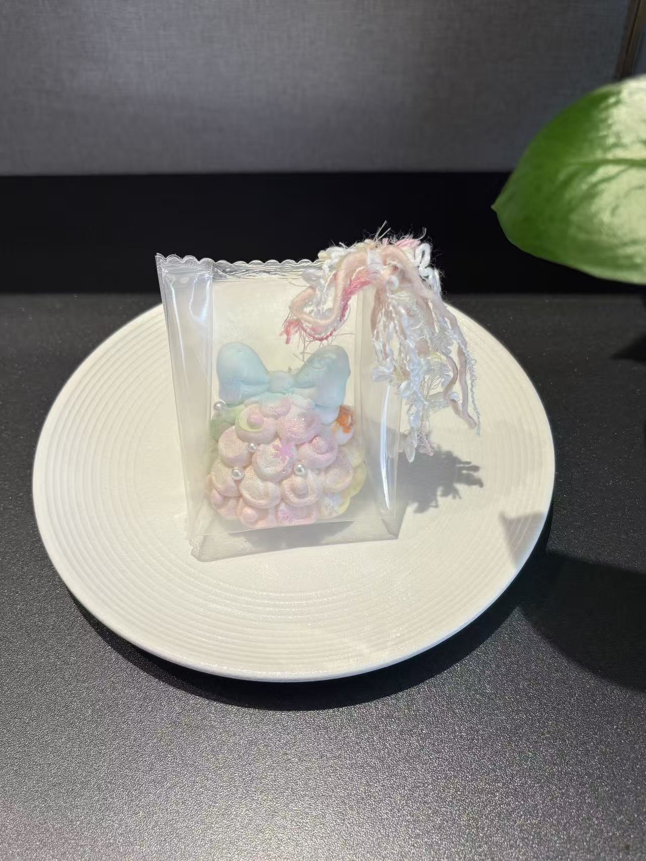 カラフルなクリスマスツリー