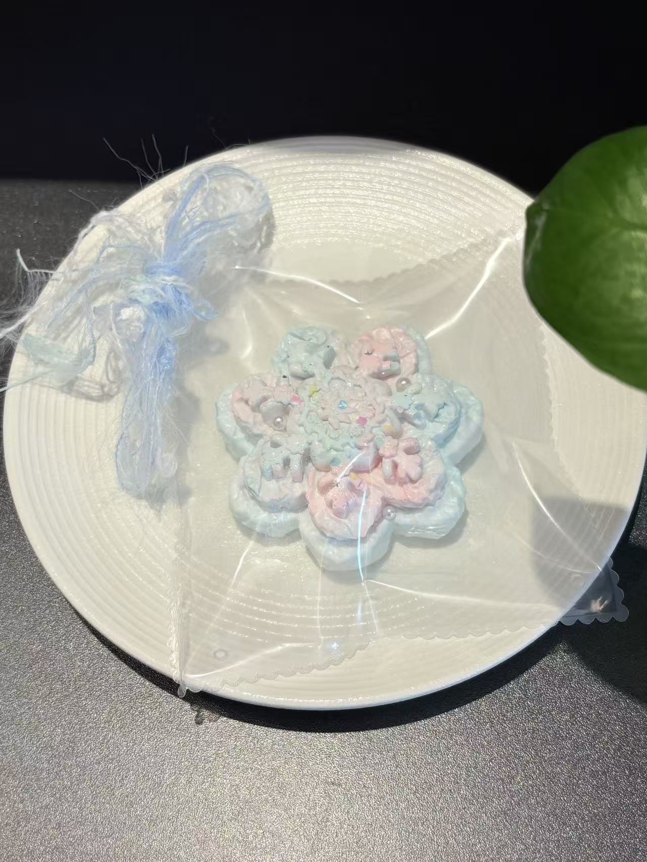 カラフルな雪の花　