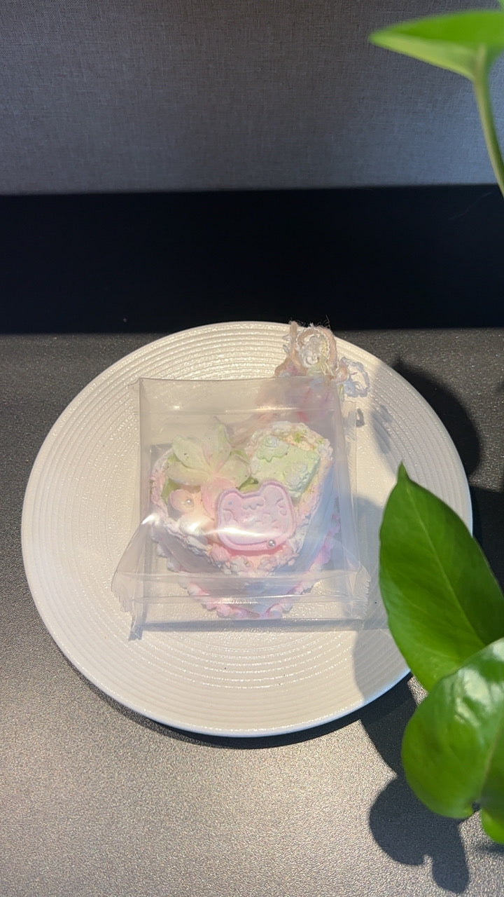 ハートケーキ（予約作成1週間ぐらいの作成時間）