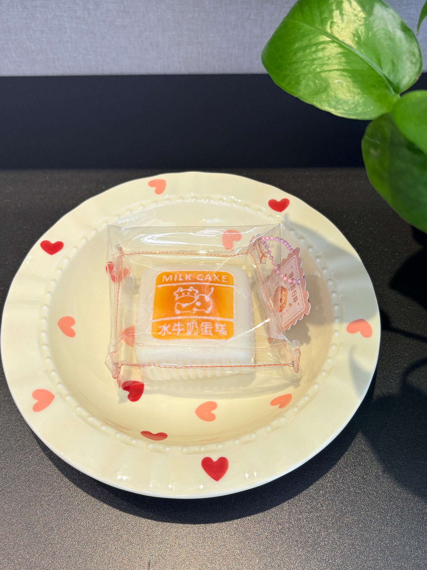 水ミルクケーキ（M黄色）（予約作成12日ぐらい）