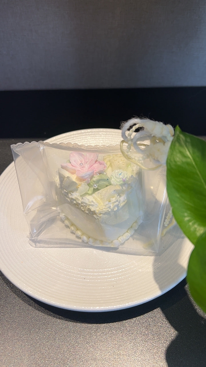 ハートケーキ（予約作成1週間ぐらいの作成時間）