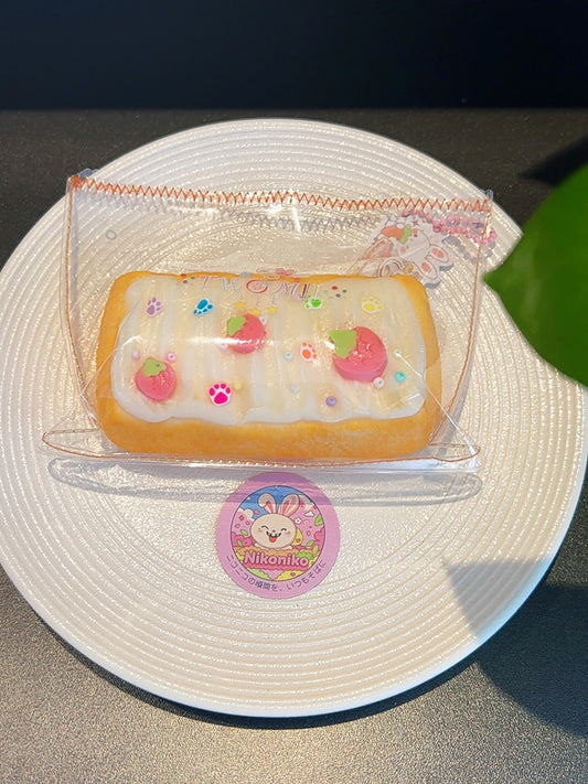イチゴクリームトースト（ぷん～）