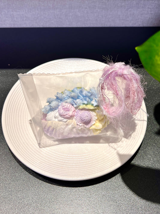 鈴蘭・帽子乗せ　カラフルな花クリームパン（ペコパン～）（1週間の予約作成）