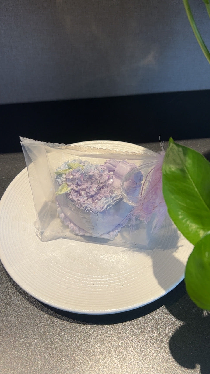 ハートケーキ（予約作成1週間ぐらいの作成時間）